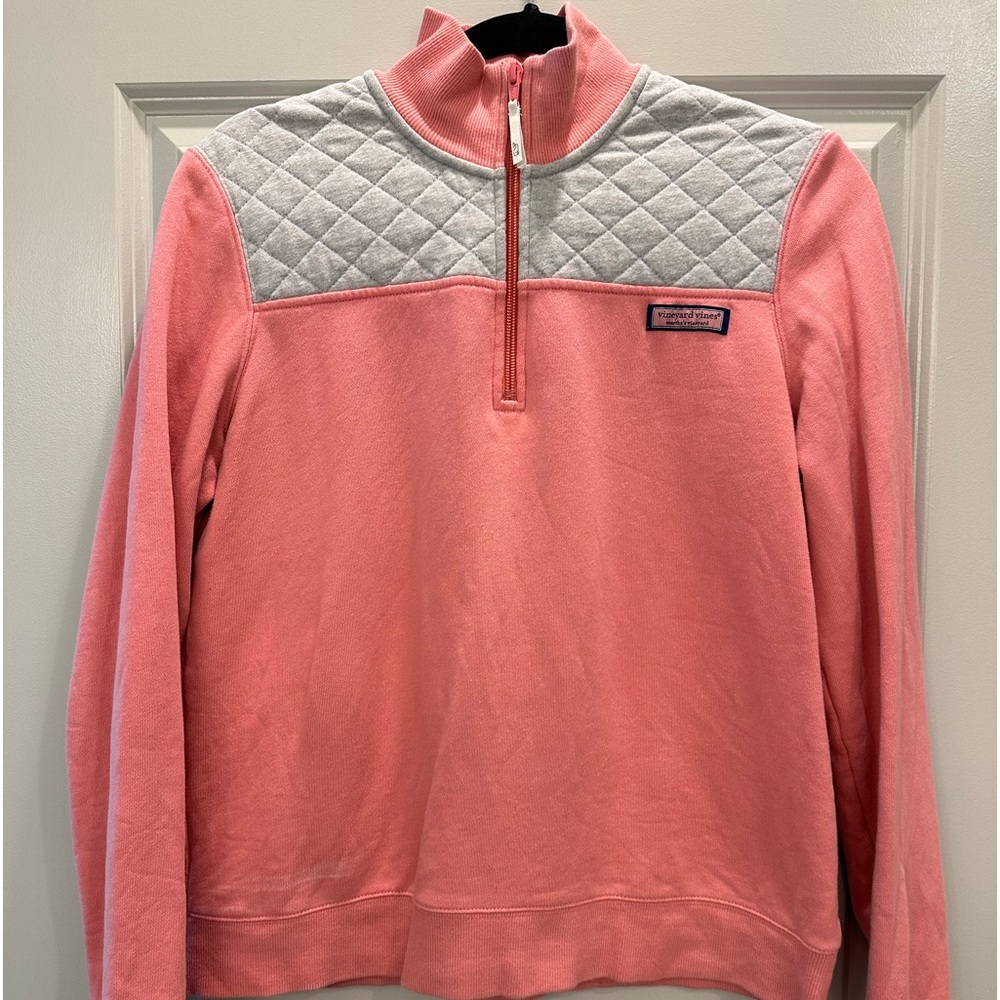 Coral & grey quilted vineyard vines shep shirt sz medium